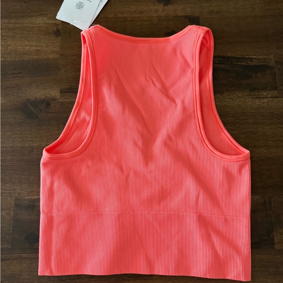 Athleta Coral Ribbed Crop Top • - Picture 2 of 3